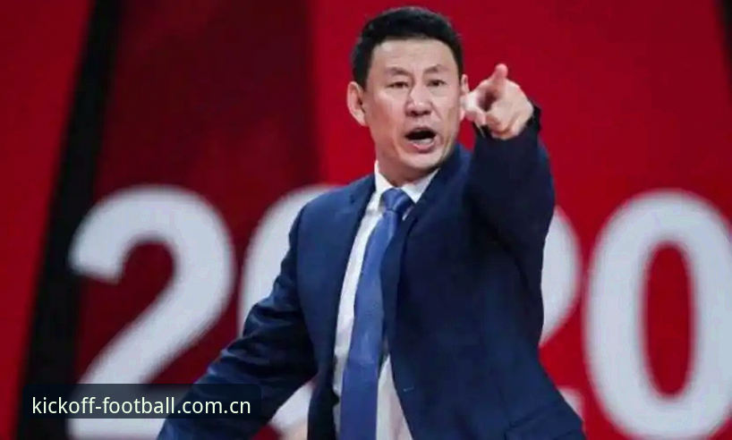深度揭秘北京男篮换帅背后：从李楠“隐形人”到掌舵者，一桩谋划两年的权力交接